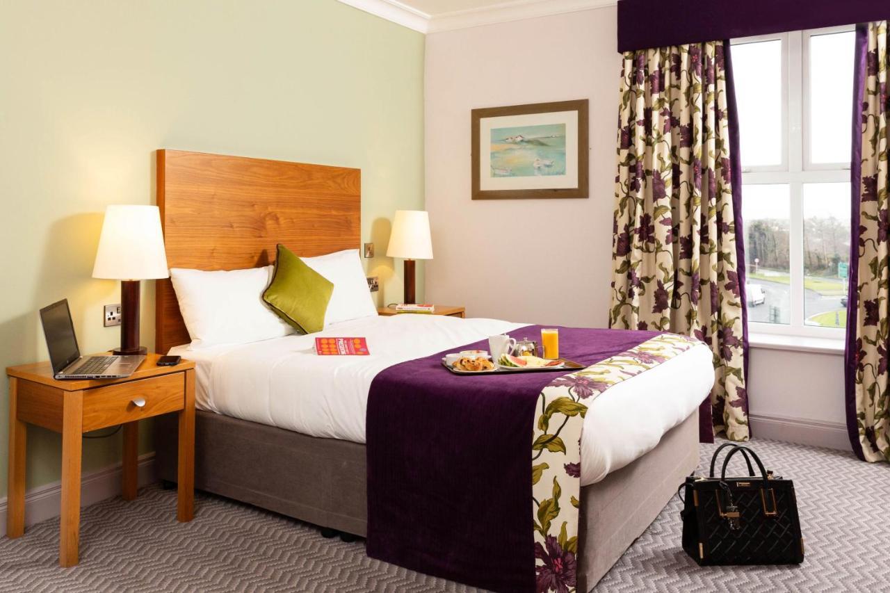 Maldron Hotel & Leisure Centre, Oranmore Galway Bagian luar foto