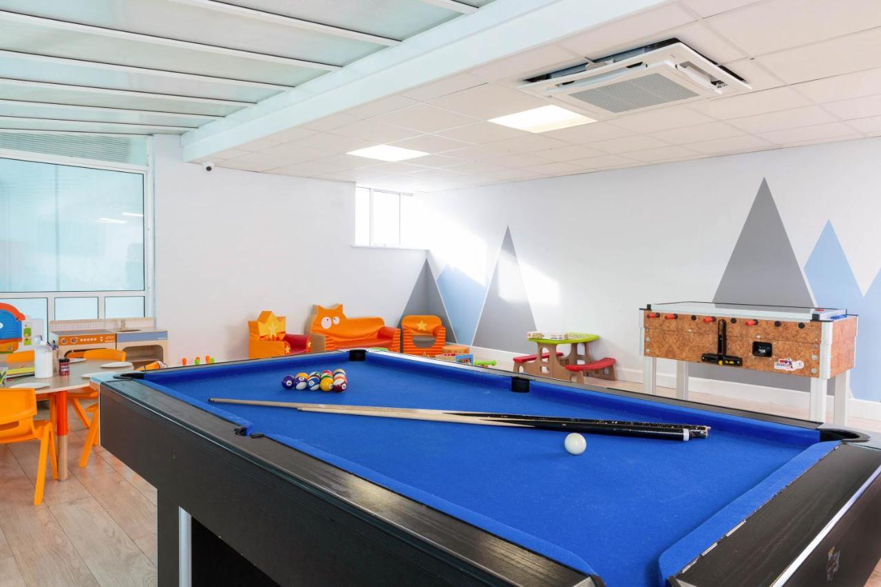 Maldron Hotel & Leisure Centre, Oranmore Galway Bagian luar foto