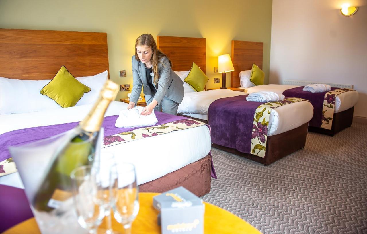 Maldron Hotel & Leisure Centre, Oranmore Galway Bagian luar foto