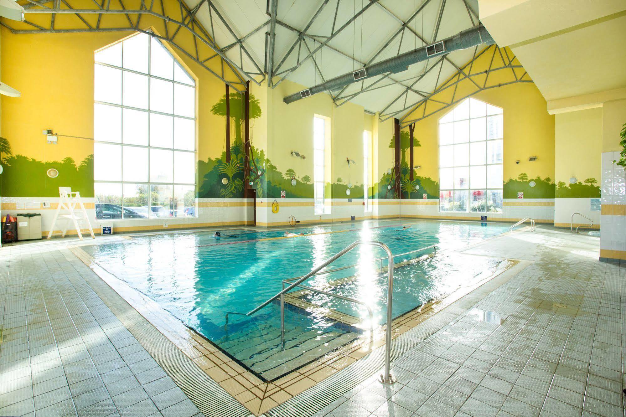 Maldron Hotel & Leisure Centre, Oranmore Galway Bagian luar foto