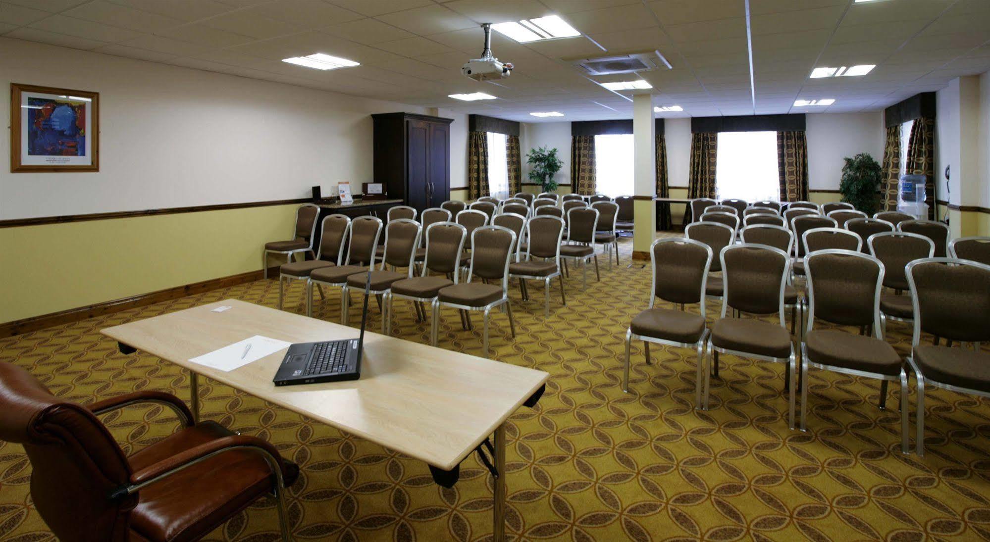 Maldron Hotel & Leisure Centre, Oranmore Galway Bagian luar foto