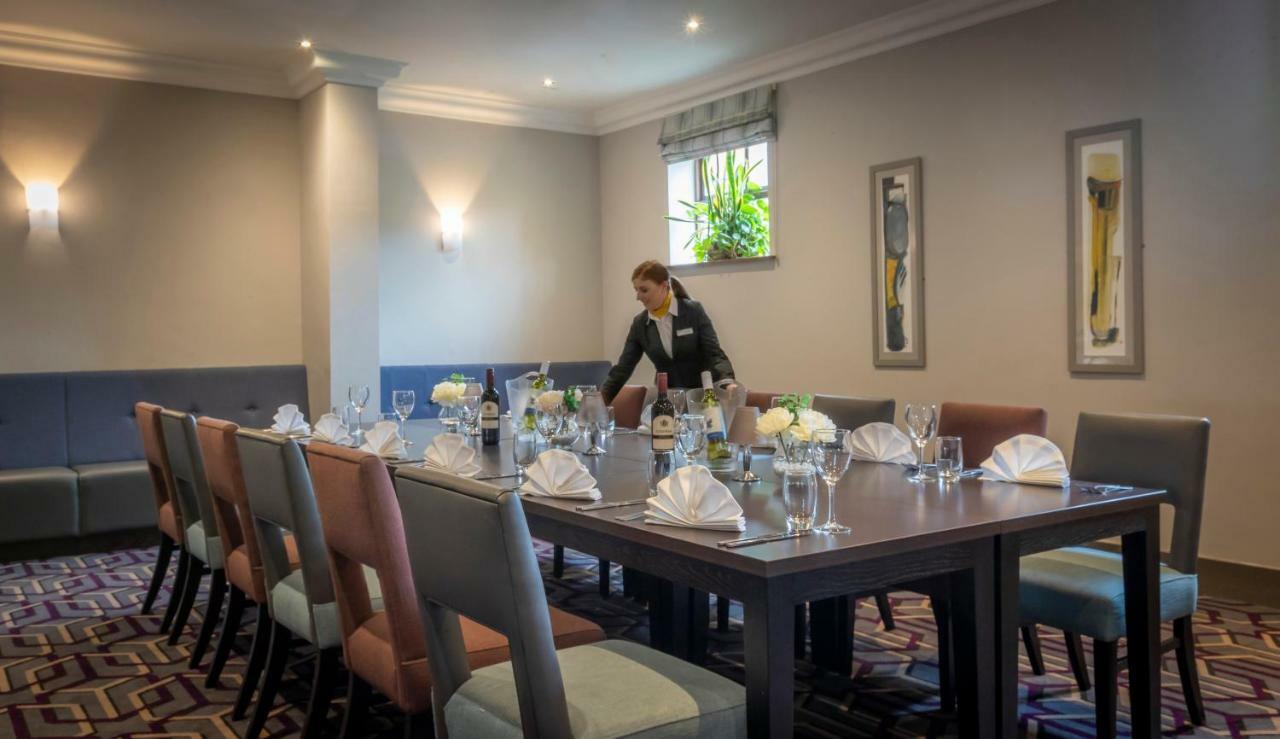 Maldron Hotel & Leisure Centre, Oranmore Galway Bagian luar foto