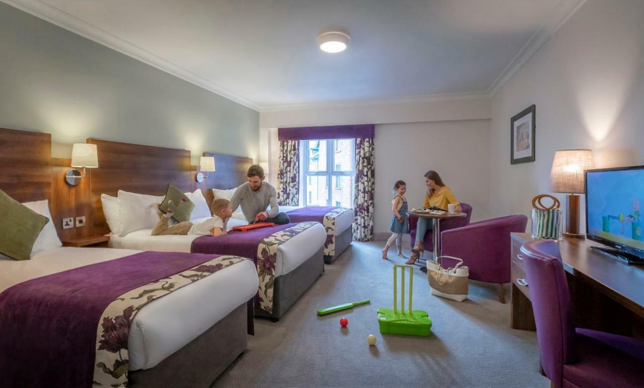 Maldron Hotel & Leisure Centre, Oranmore Galway Bagian luar foto